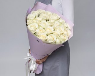 Букет из 25 роз 50-60 см белая (Россия) в упаковке  small - 2