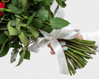 Букет из 51 красной розы 35-40 см (Кения) под ленту  small - 4