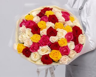 Букет из 51 розы яркий микс (Россия) 50-60 см в упаковке  small - 2