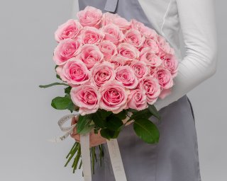 Букет из 25 розовых роз 50-60 см (Россия) под ленту  small - 3