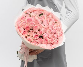 Букет из 51 розовой розы 35-40 см (Кения) в упаковке  small - 3
